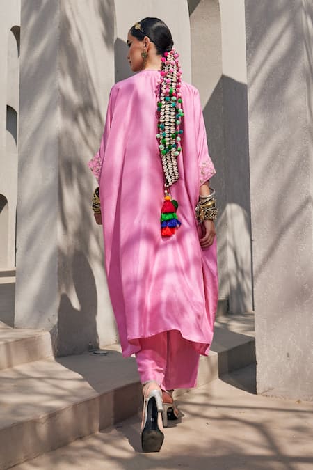 Anu Pellakuru Embroidered Rose Pink Kaftan Set 