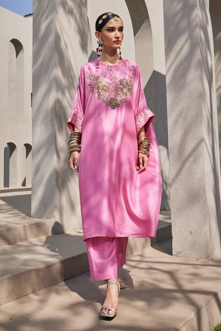 Anu Pellakuru_Pink Silk Embroidery Round Neck Rose Kaftan Set _Online_at_Aza_Fashions