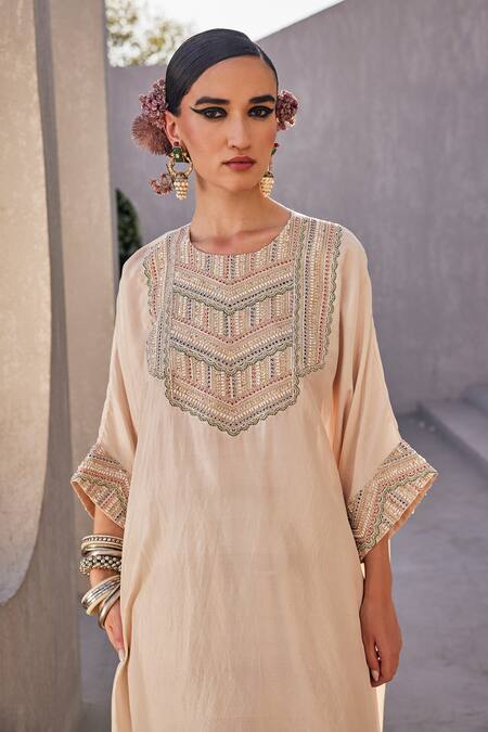Buy_Anu Pellakuru_Off White Silk Embroidery Round Neck Kaftan Set _Online_at_Aza_Fashions