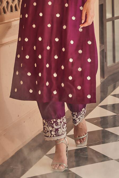 Anu Pellakuru_Wine Silk Embroidery Keyhole Neck Kurta Set _Online_at_Aza_Fashions