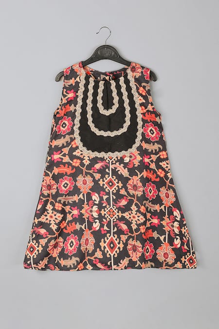 Buy_Little Brats_Black Maheshwari, Silk, Cotton Embroidery, Blossom Jaal Print Kurta Sharara Set _Online_at_Aza_Fashions