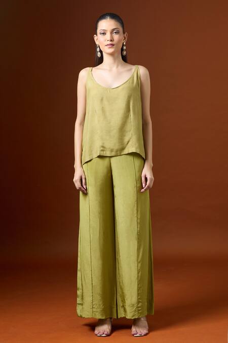 Yoshita Couture_Green Pom-poms V-neck Shibori Pattern Kaftan Set _Online_at_Aza_Fashions