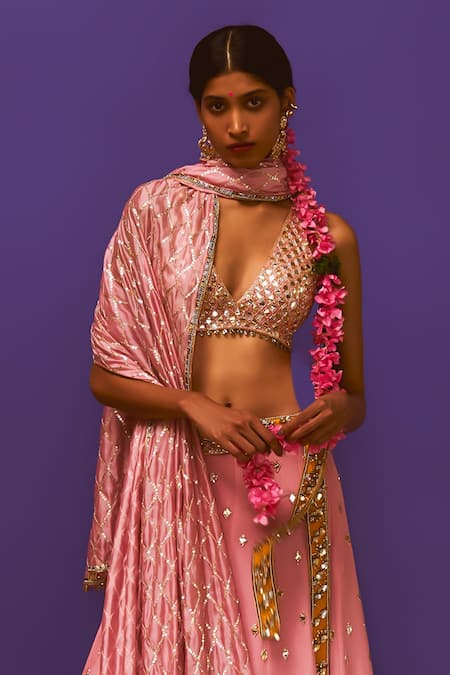 Shop_Anushka Khanna_Rose Gold Silk, Organza Embroidery, Sequins V-neck Pink Hand Lehenga Set _at_Aza_Fashions