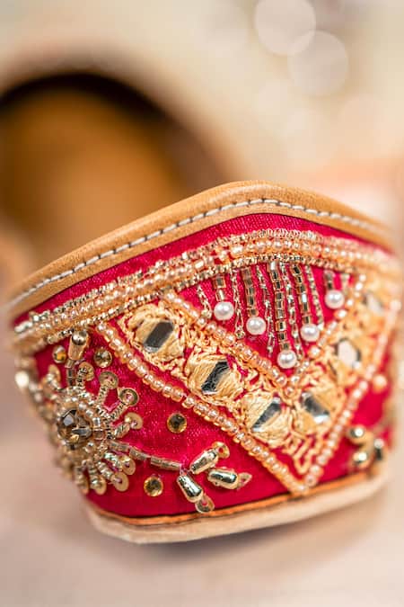 Loryphilory_Red Designer And Gold Mirror Work Juttis _Online_at_Aza_Fashions