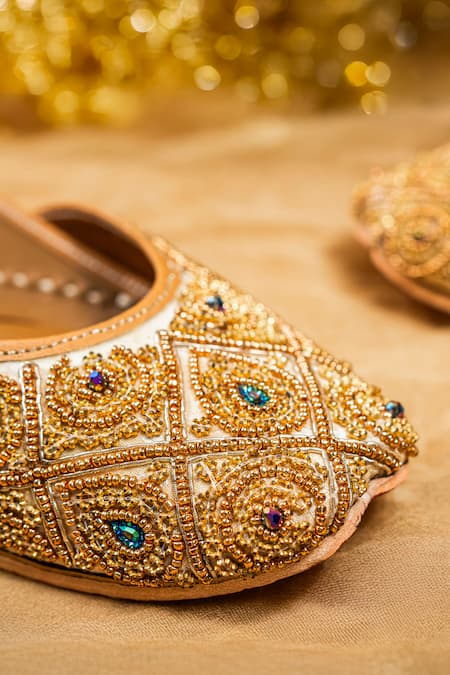 Buy_Loryphilory_Gold Intricately Beaded Jutti _Online_at_Aza_Fashions