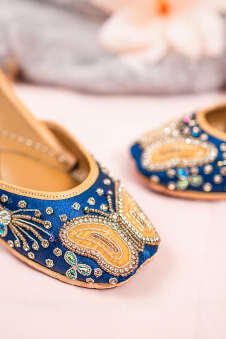 Buy_Loryphilory_Blue Butterfly Embroidered Jutti _Online_at_Aza_Fashions