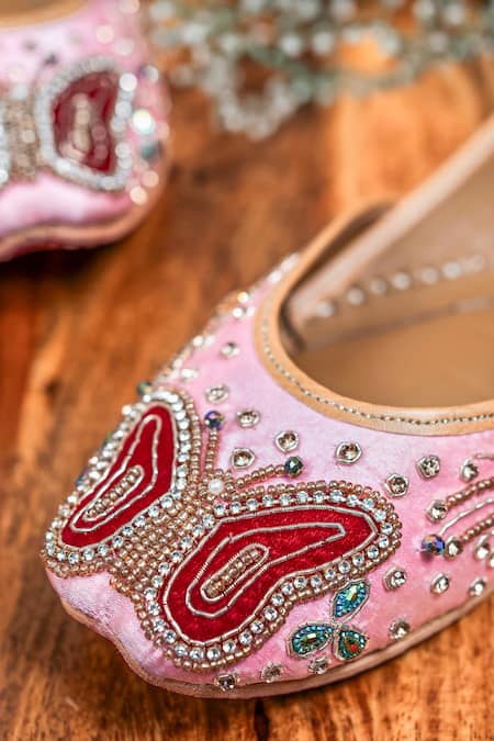 Buy_Loryphilory_Pink Embellished Butterfly Jutti _Online_at_Aza_Fashions