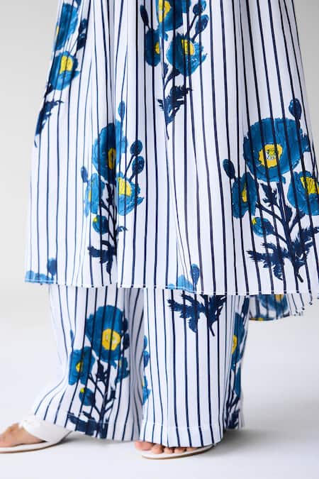 Shop Cotton And Clay White Cotton, Twill Embroidery V-neck, Scoop Floral Print Jacket And Trouser Set Online at Aza Fashions Shop_Cotton And Clay_White Cotton, Twill Embroidery V-neck, Scoop Floral Print Jacket And Trouser Set _Online_at_Aza_Fashions