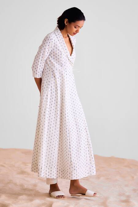 Cotton And Clay_White Cotton Embroidery Shawl Neck Printed Angrakha Kurta Set _Online_at_Aza_Fashions