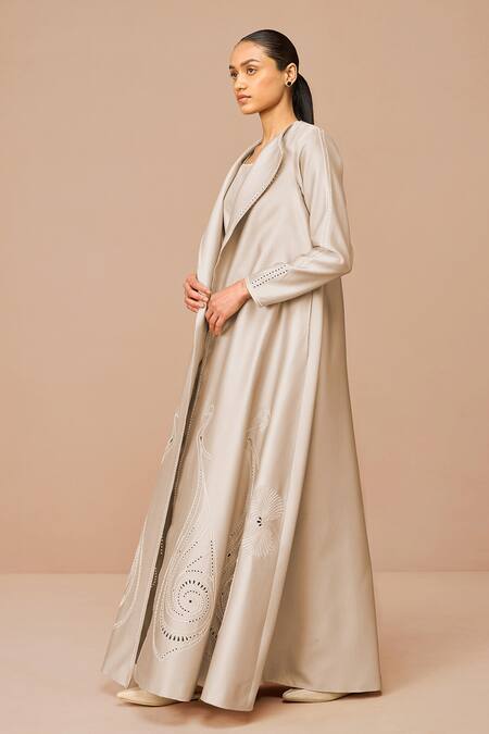 Buy_Ampm_Beige Chanderi Embroidery Open , Square Raysa Jacket Set 