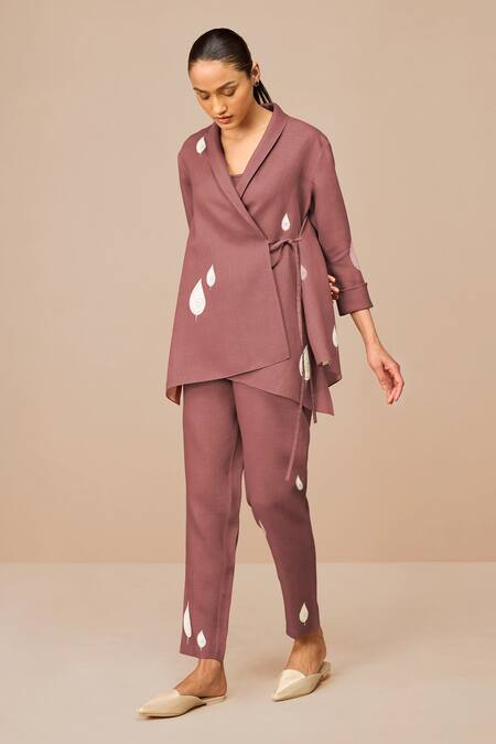 Shop_Ampm_Purple Linen, Viscose Embroidery V-, Round Dahlia Wrap Shirt And Pant Set 
