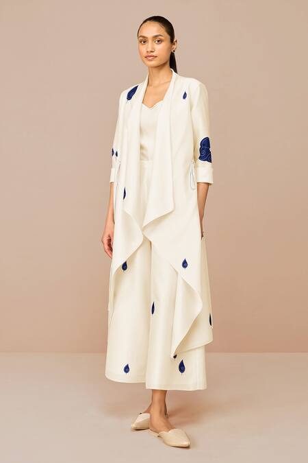 Buy Ampm Ivory Chanderi Embroidery Open Neck Zinnia Throw Set Online at Aza Fashions Buy_Ampm_Ivory Chanderi Embroidery Open Neck Zinnia Throw Set _Online_at_Aza_Fashions