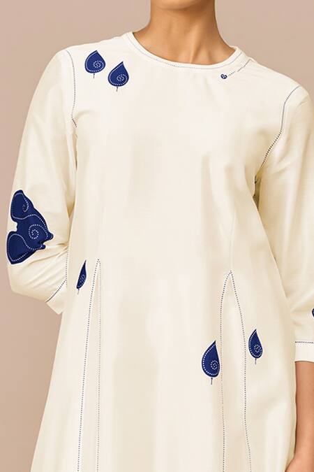 Ampm_Ivory Chanderi Embroidery Round Neck Ophira Kurta Set_Online_at_Aza_Fashions