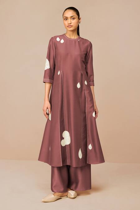 Shop_Ampm_Orange Chanderi Embroidery Round Neck Terracotta Ophira Kurta Set