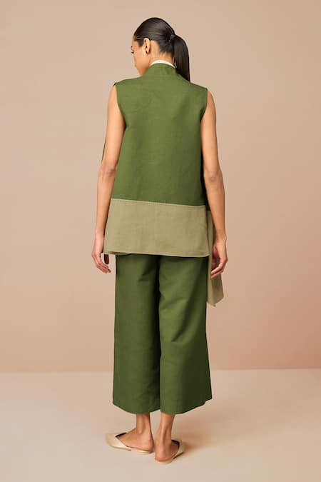 Shop_Ampm_Green Linen Cut Work Round Neck Kora Throw Set _at_Aza_Fashions