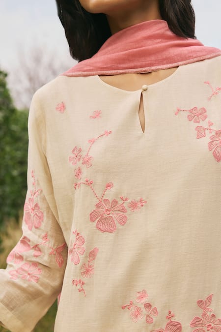 Vaayu_Beige Muslin, Cotton Embroidery Keyhole Neck And Pink Kurta Set _Online_at_Aza_Fashions