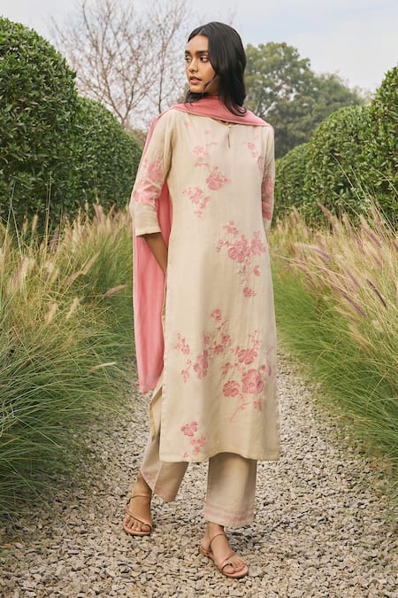Vaayu_Beige Muslin, Cotton Embroidery Keyhole Neck And Pink Kurta Set _at_Aza_Fashions