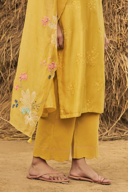 Shop_Vaayu_Yellow Muslin, Cotton Embroidery Round Neck Straight Kurta Set _Online_at_Aza_Fashions