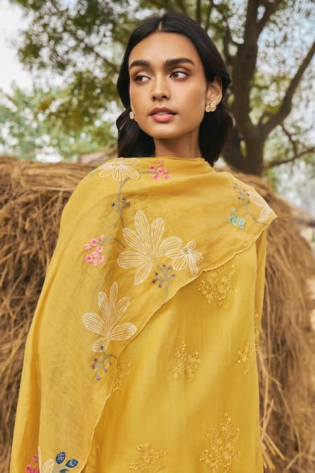 Buy_Vaayu_Yellow Muslin, Cotton Embroidery Round Neck Straight Kurta Set 