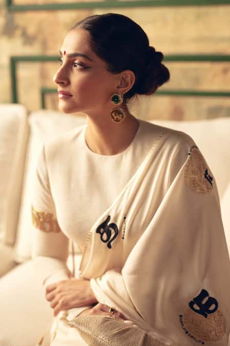 Masaba_Ivory Embroidery Oh So Masaba Printed Saree And Unstitched Blouse Piece _Online_at_Aza_Fashions