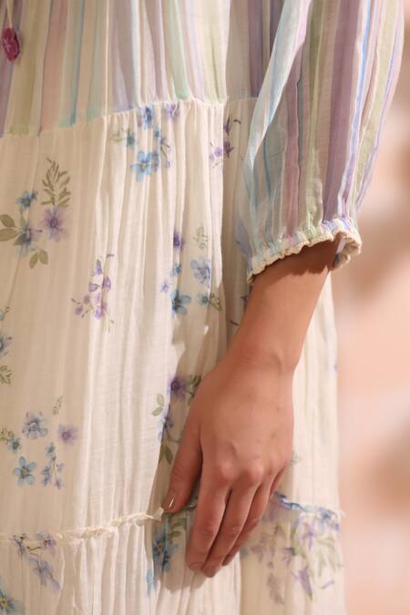 Buy_Dhaari_Handloom Cotton Embroidery Round Neck Floral Hand Painted Midi Dress 