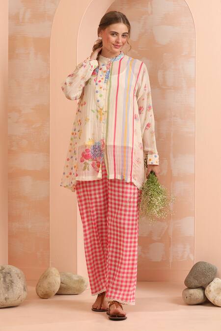 Dhaari_Pink Handloom Cotton, Silk Embroidery Round Hand Painted And Offwhite Pant Set _Online_at_Aza_Fashions