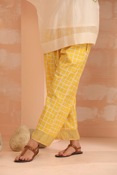 Buy_Dhaari_Off White Handloom Cotton Embroidery Collared Hand Pink Silk Top 