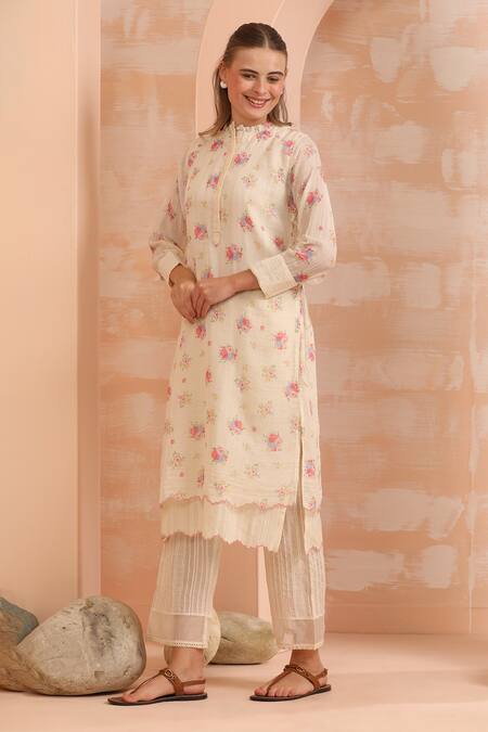 Buy_Dhaari_Off White Handloom Cotton, Silk Embroidery Round Neck Hand Painted Tunic 