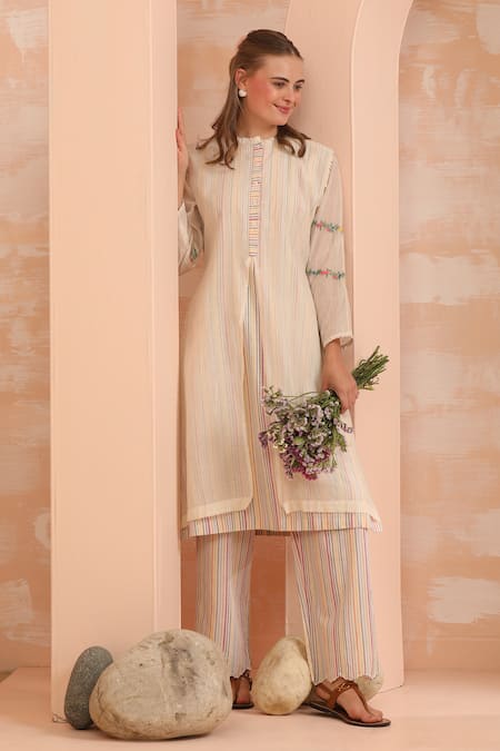 Dhaari_Pink Handloom Cotton, Silk Embroidery Round Neck Hand Long Kurti _at_Aza_Fashions