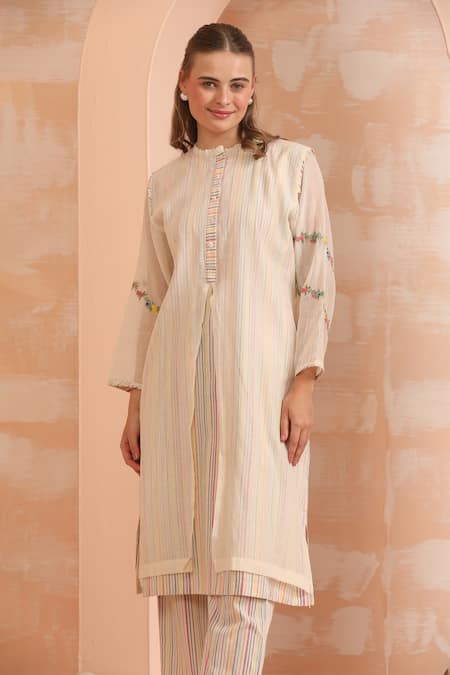 Shop_Dhaari_Pink Handloom Cotton Embroidery Round Neck Handwoven Silk Kurta Set 