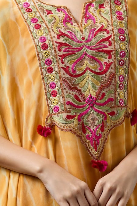 Buy_Yoshita Couture_Yellow Embroidery Round Neck Shibori Kaftan Set 