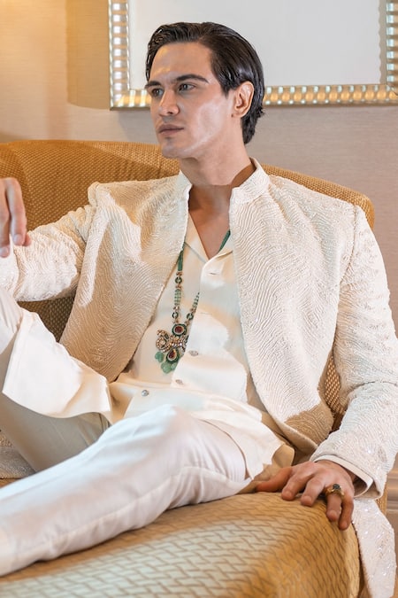 Jigar & Nikita Biluur Ivory white Sherwani Set 