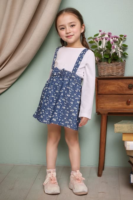 Samyukta Singhania Girls Jersey T-shirt & Denim Dungaree Set 