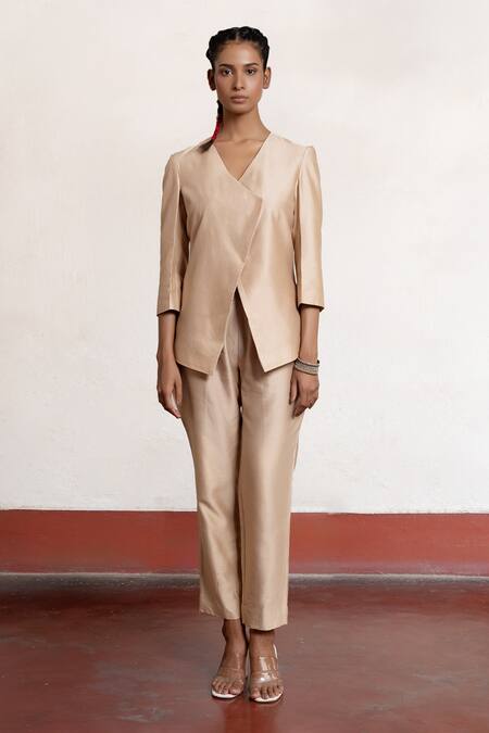 Buy Saksham & Neharicka Beige Cotton, Silk V-neck Benarasi Pant Set Online at Aza Fashions Buy_Saksham & Neharicka_Beige Cotton, Silk V-neck Benarasi Pant Set _Online_at_Aza_Fashions