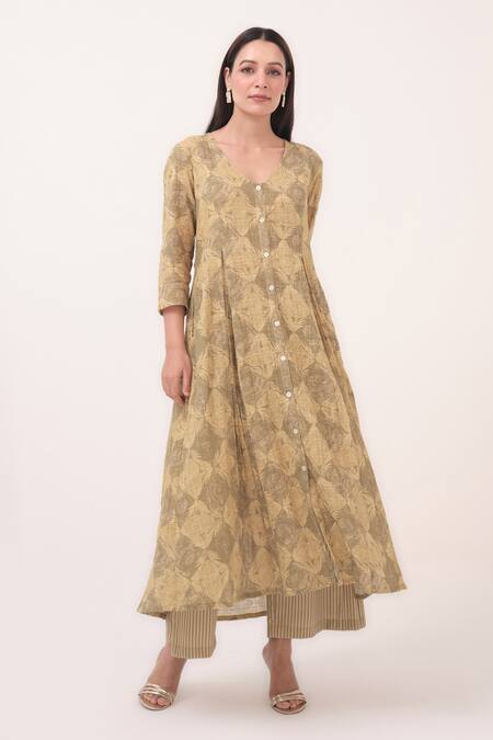 Shop Ruchi Marodia Green Cotton Printed Straight Kurta Set Online at Aza Fashions Shop_Ruchi Marodia_Green Cotton Printed Straight Kurta Set _Online_at_Aza_Fashions