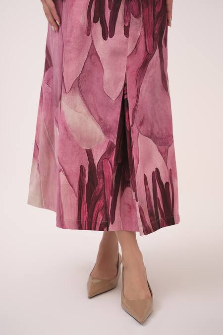 Ruchi Marodia Pink Denim V-neck Mulberry Designer Midi Dress at Aza Fashions Ruchi Marodia_Pink Denim V-neck Mulberry Designer Midi Dress _at_Aza_Fashions