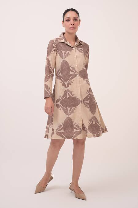 Ruchi Marodia Beige Cotton Collared And Brown Leaf Print Dress Online at Aza Fashions Ruchi Marodia_Beige Cotton Collared And Brown Leaf Print Dress _Online_at_Aza_Fashions