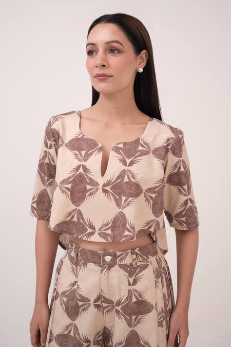 Buy_Ruchi Marodia_Beige Split V-neck And Brown Herringbone Pant Set _Online_at_Aza_Fashions