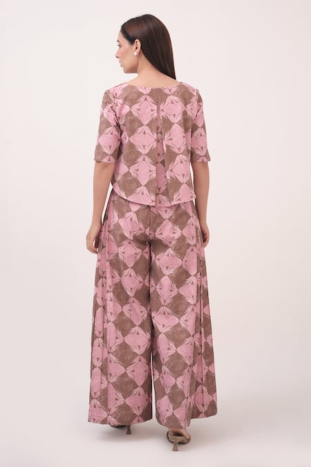 Shop Ruchi Marodia Pink Round Neck Designer Herringbone Pant Set at Aza Fashions Shop_Ruchi Marodia_Pink Round Neck Designer Herringbone Pant Set _at_Aza_Fashions