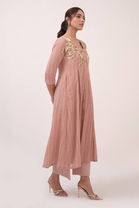 Ruchi Marodia_Pink Cotton Embroidery Round Neck Pastel Kurta And Pant Set _Online_at_Aza_Fashions