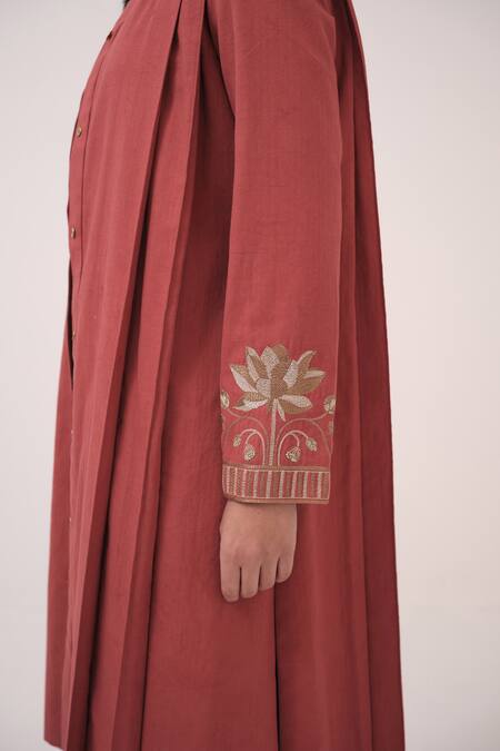 Buy Ruchi Marodia Red Embroidery Round Neck Berry Jacket Online at Aza Fashions Buy_Ruchi Marodia_Red Embroidery Round Neck Berry Jacket _Online_at_Aza_Fashions