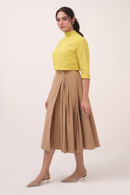 Ruchi Marodia Brown Pleated Herringbone Midi Skirt Online at Aza Fashions Ruchi Marodia_Brown Pleated Herringbone Midi Skirt _Online_at_Aza_Fashions