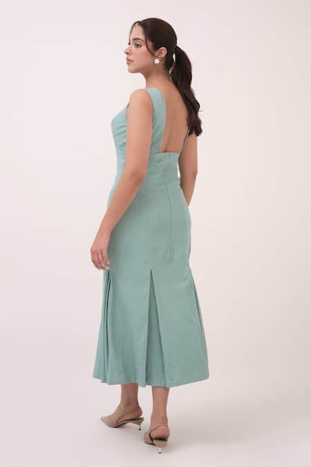 Shop Ruchi Marodia Green Denim V-neck Midi Dress at Aza Fashions Shop_Ruchi Marodia_Green Denim V-neck Midi Dress _at_Aza_Fashions