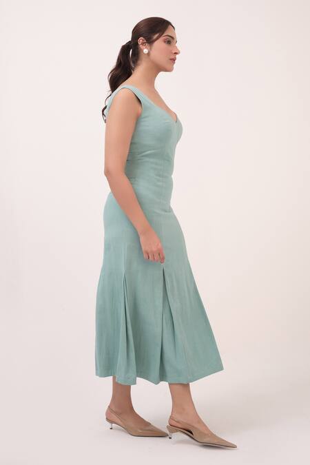 Ruchi Marodia Green Denim V-neck Midi Dress Online at Aza Fashions Ruchi Marodia_Green Denim V-neck Midi Dress _Online_at_Aza_Fashions