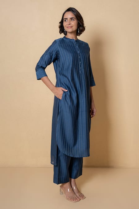 Buy_Kameez_Blue Chanderi Round Neck Striped Kurta Set _Online_at_Aza_Fashions