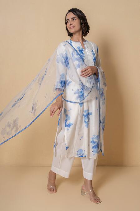 Shop_Kameez_White Chanderi, Cotton, Organza Keyhole Neck Floral Print Kurta Set _Online_at_Aza_Fashions