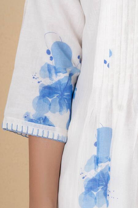 Kameez_White Chanderi, Cotton, Organza Keyhole Neck Floral Print Kurta Set _at_Aza_Fashions