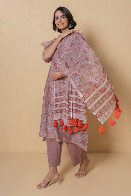 Shop_Kameez_Lavender Printed Kurta Set_Online_at_Aza_Fashions