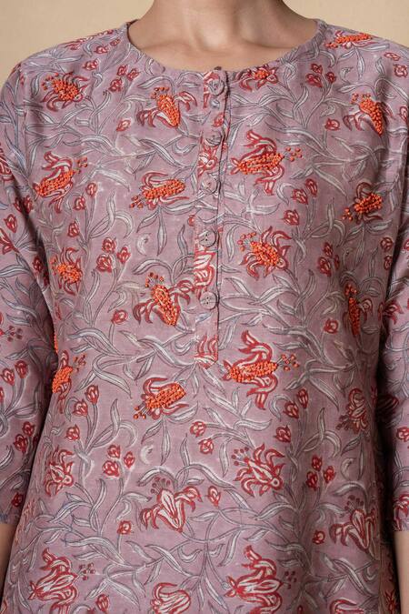 Kameez_Lavender Printed Kurta Set_at_Aza_Fashions