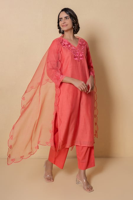 Shop_Kameez_Peach Chanderi, Cotton, Organza Embroidery V-neck Kurta Set _Online_at_Aza_Fashions